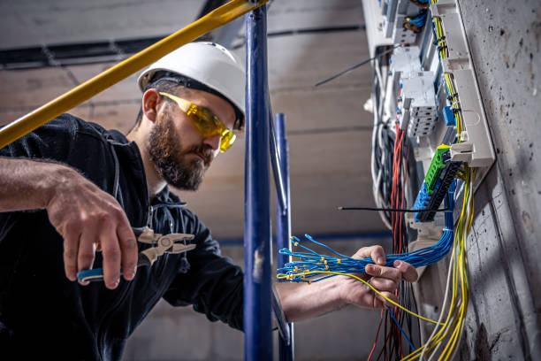Best Electrical Contractors for Businesses  in East Hills, NY